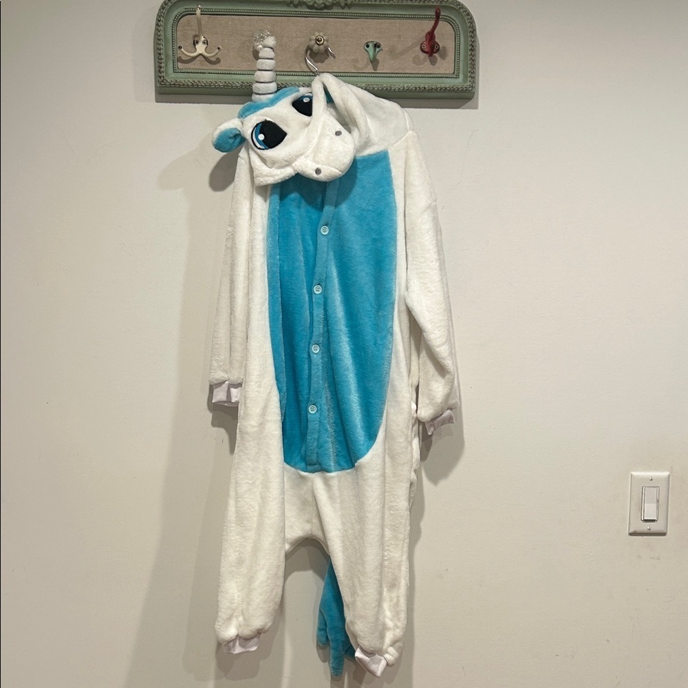 Mythical flying Unicorn Onesie size 4-5 USA unisex kids Blue and White